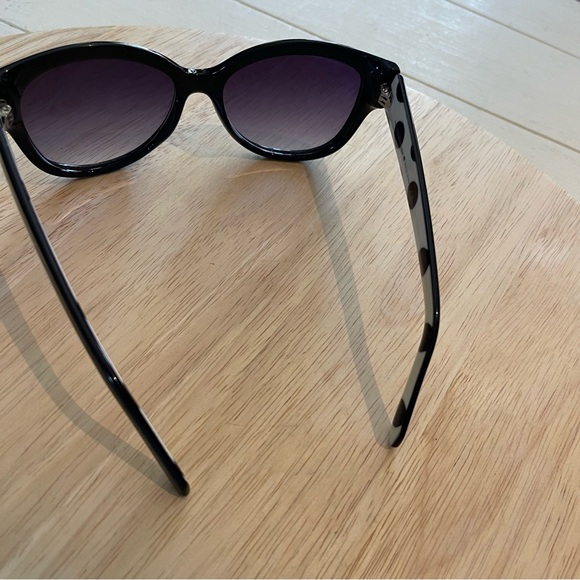 Kate Spade Jessa sunglasses & hard case - Picture 11 of 12